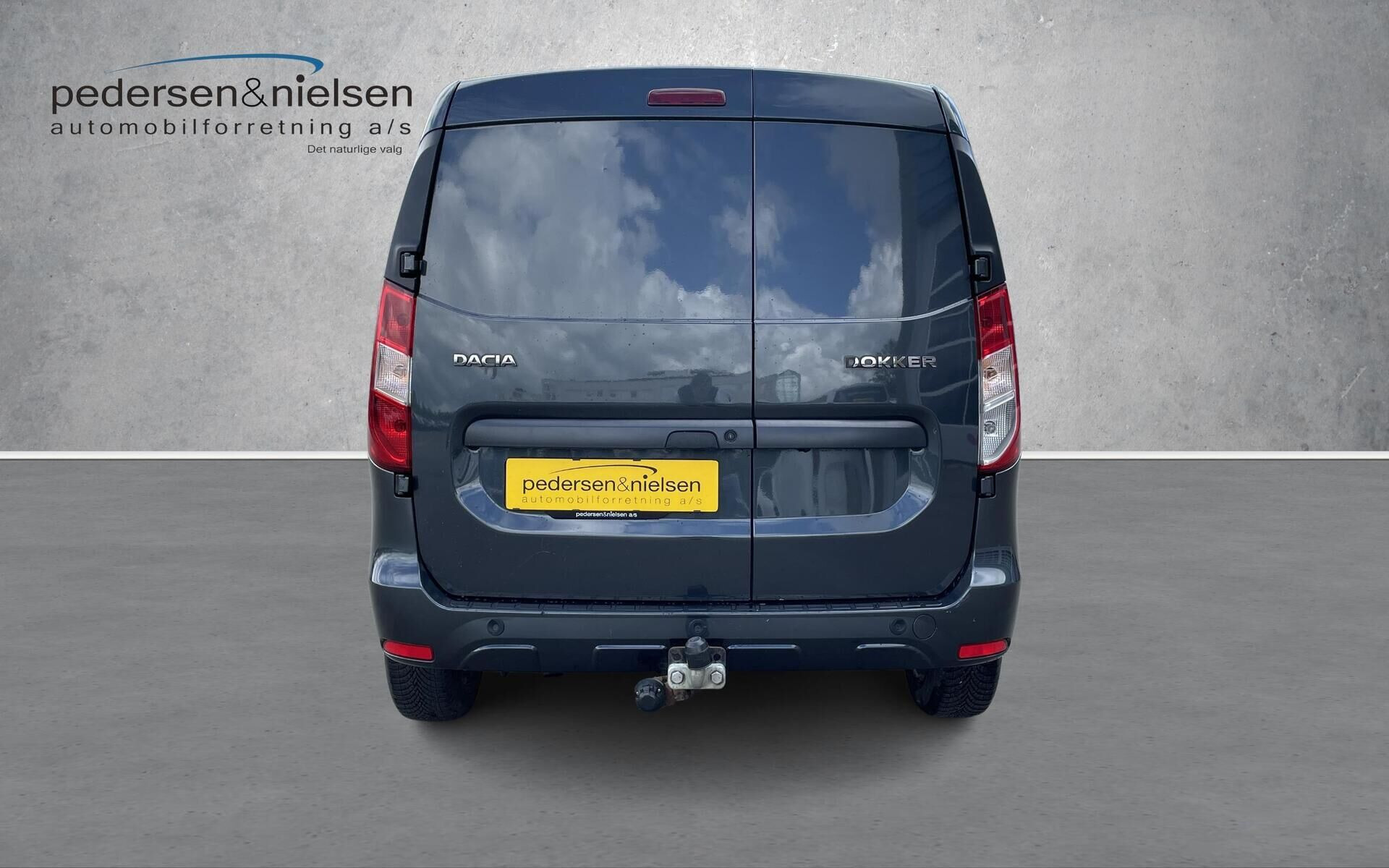 Blå Dacia Dokker fra 2021