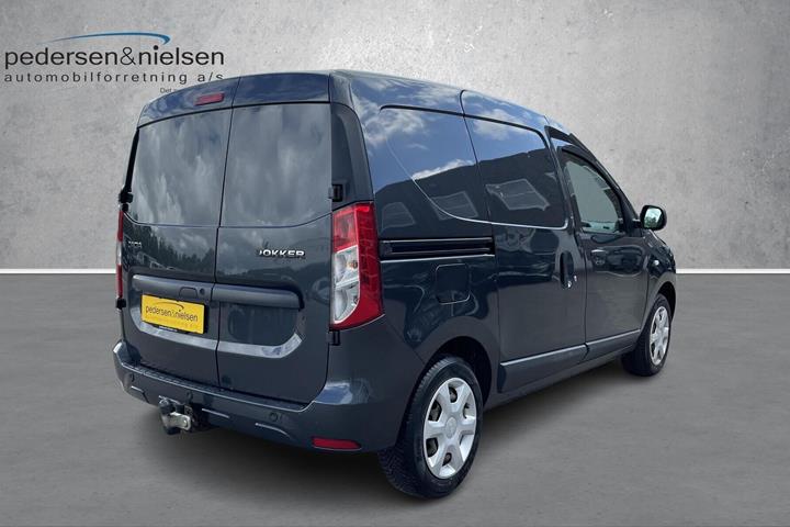 Blå Dacia Dokker fra 2021