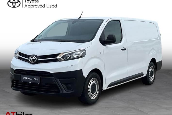 Hvid Toyota ProAce fra 2023