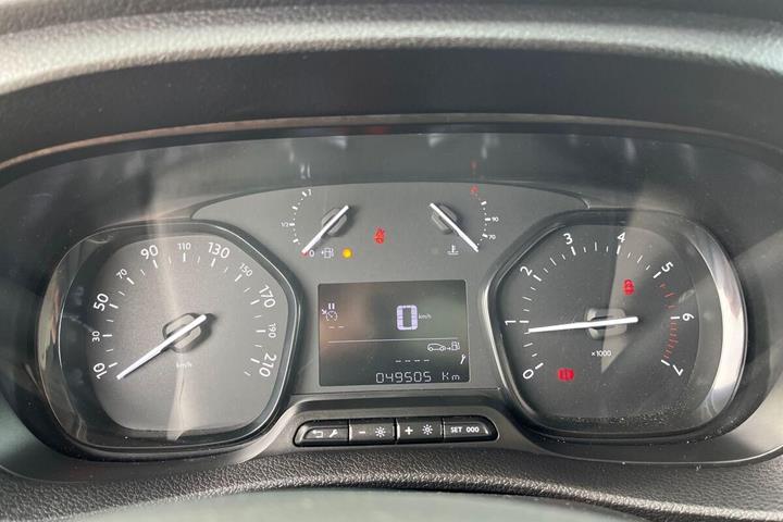 Hvid Toyota ProAce fra 2023