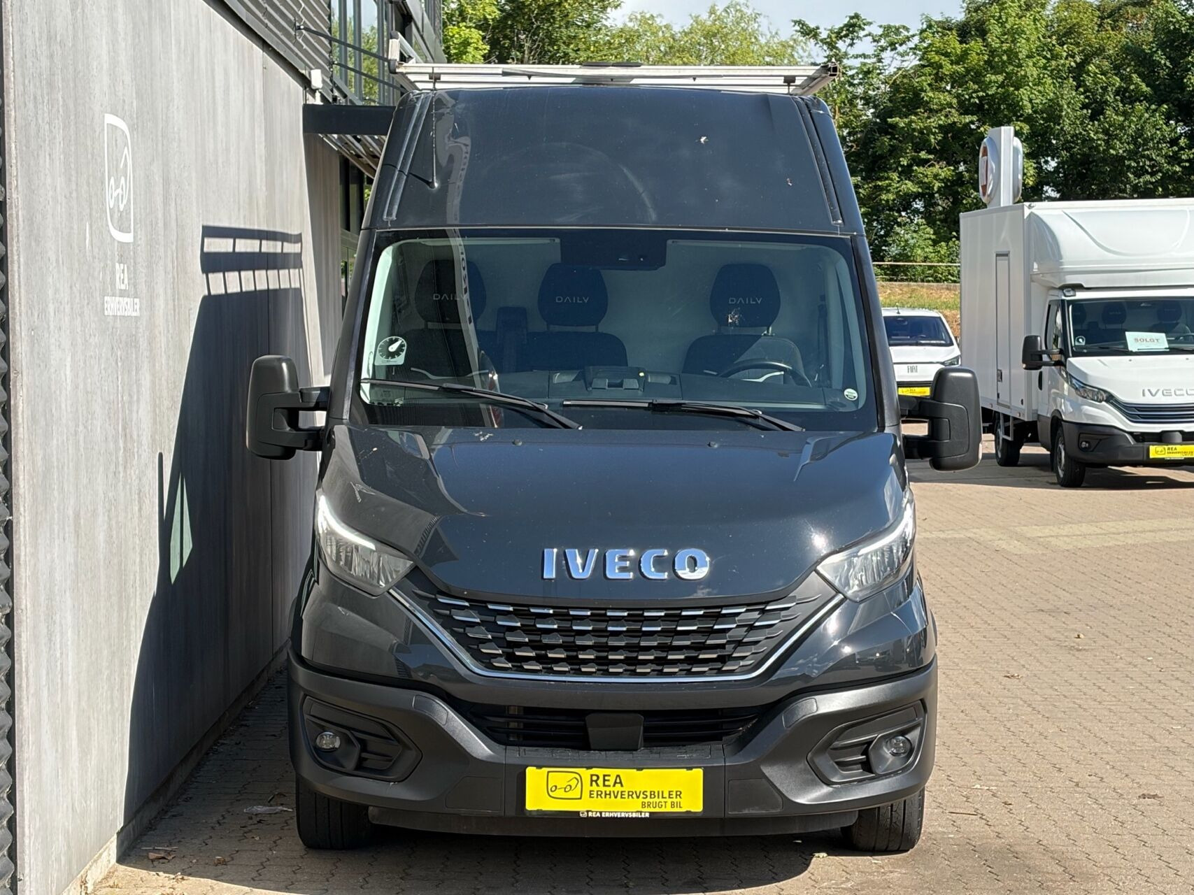 Sort Iveco Daily fra 2022