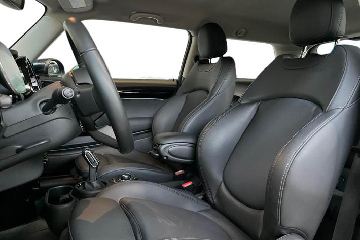 Sort Mini Cooper fra 2024
