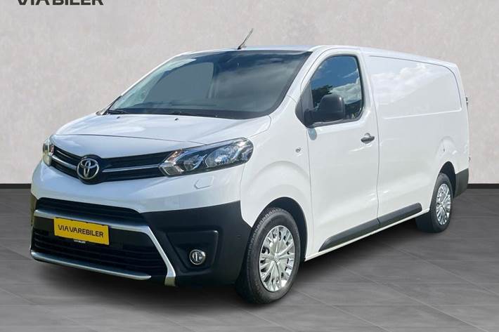 Hvid Toyota ProAce fra 2019