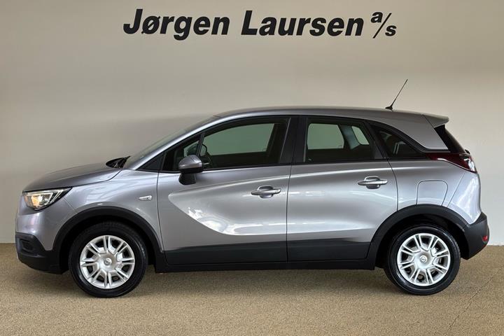 Grå Opel Crossland X fra 2020