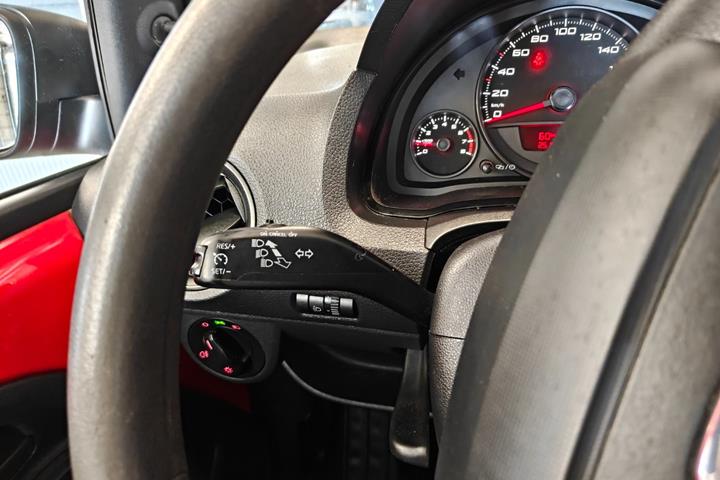 Gul Seat Mii fra 2013