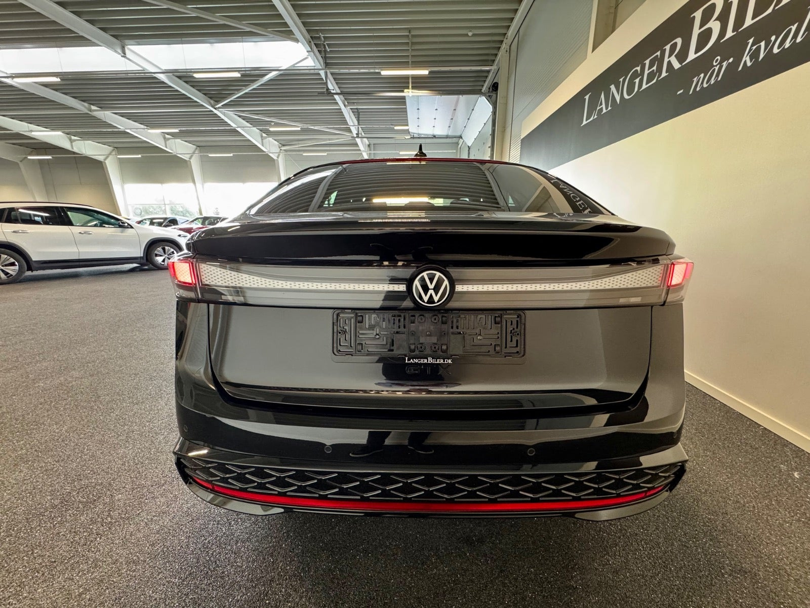 Sort VW ID.7 fra 2025