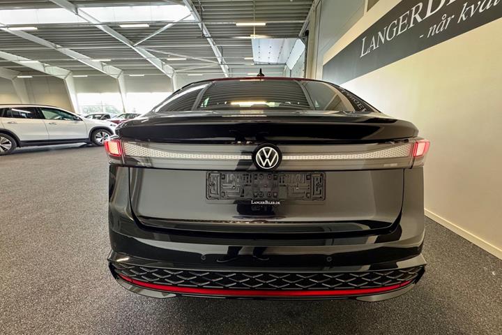 Sort VW ID.7 fra 2025