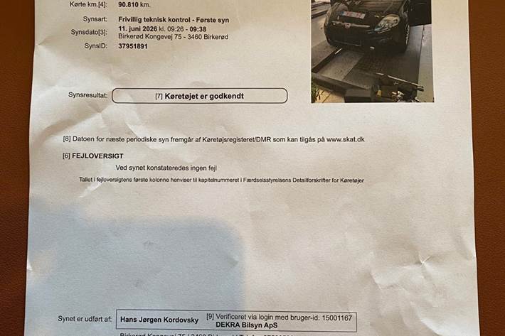 Grå Fiat Punto Evo fra 2010