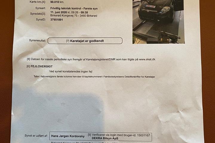 Grå Fiat Punto Evo fra 2010