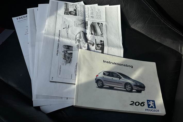 undefined Peugeot 206 fra 2002