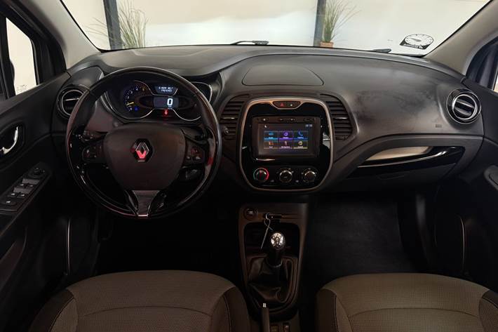 Sort Renault Captur fra 2015