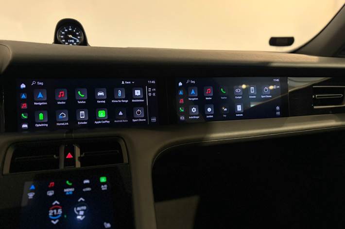Sort Porsche Taycan fra 2021