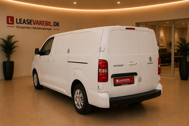 Hvid Peugeot Expert fra 2022