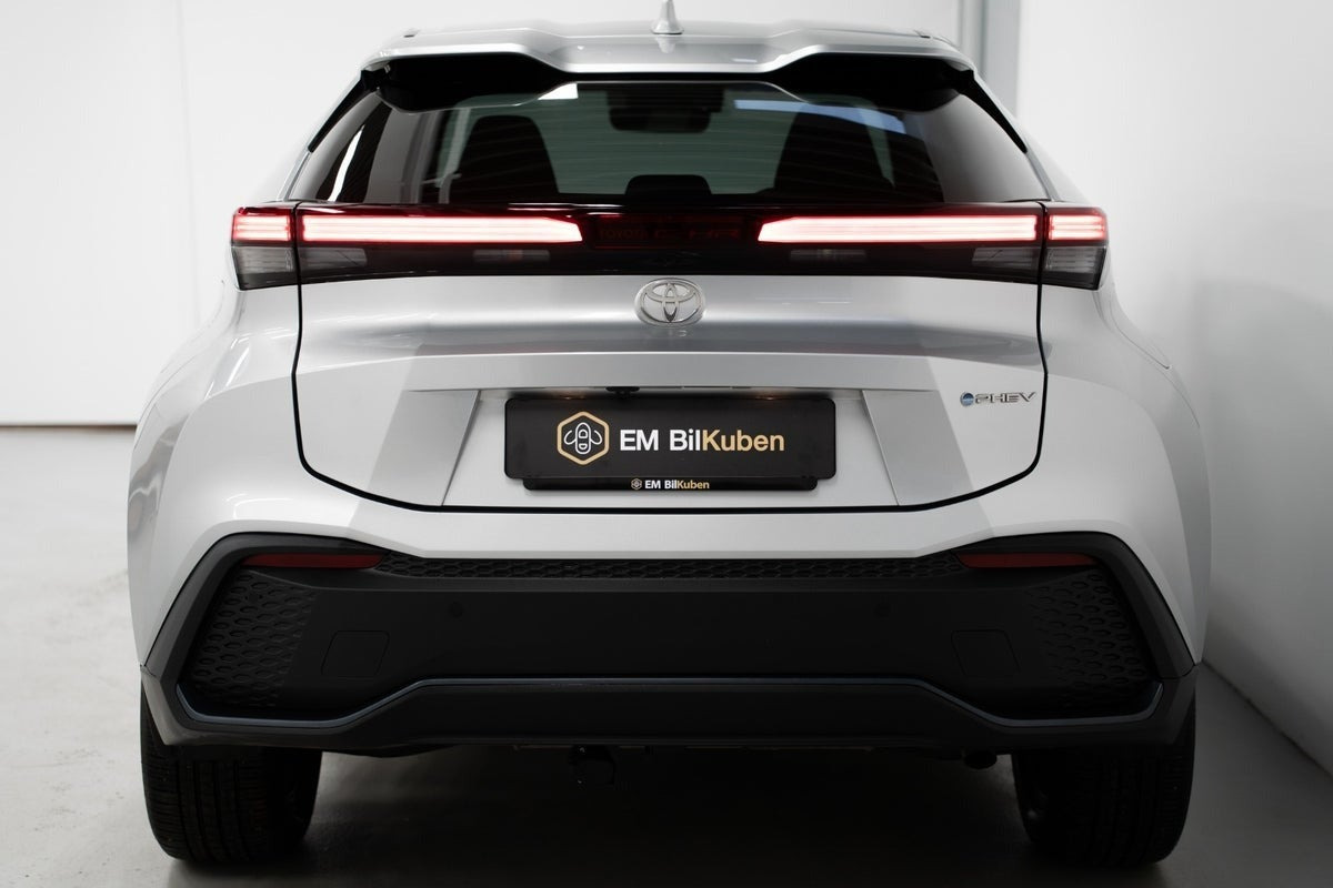 undefined Toyota C-HR fra 2024