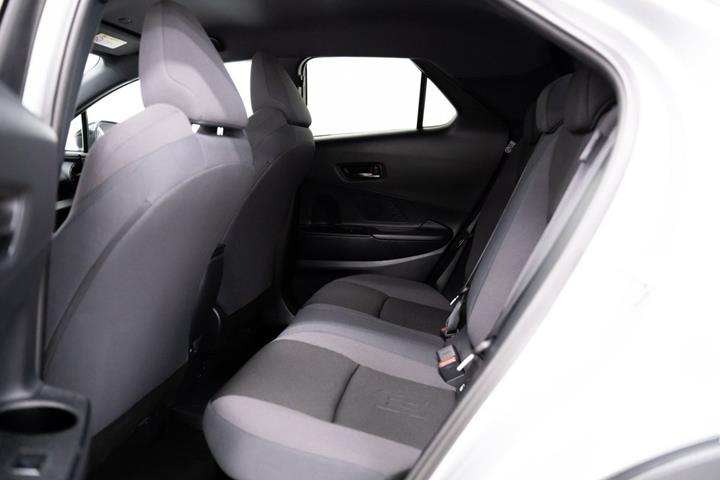 undefined Toyota C-HR fra 2024