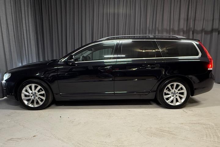 Sort Volvo V70 fra 2015