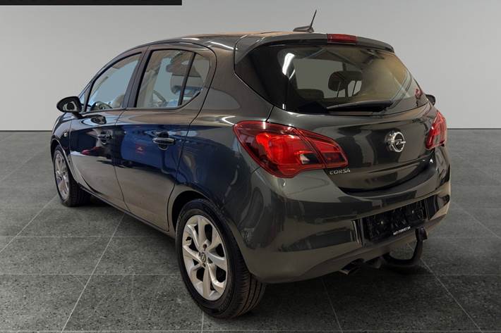 Grå Opel Corsa fra 2017