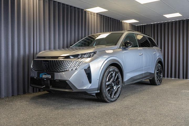 Grå Peugeot e-5008 fra 2024