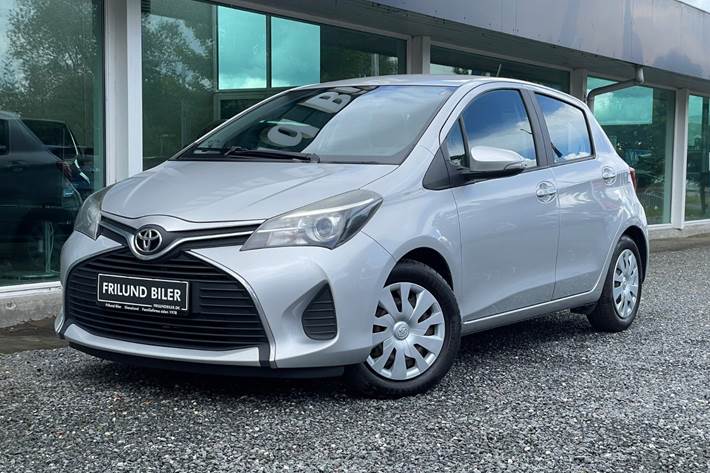undefined Toyota Yaris fra 2015