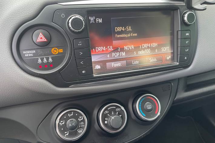 undefined Toyota Yaris fra 2015