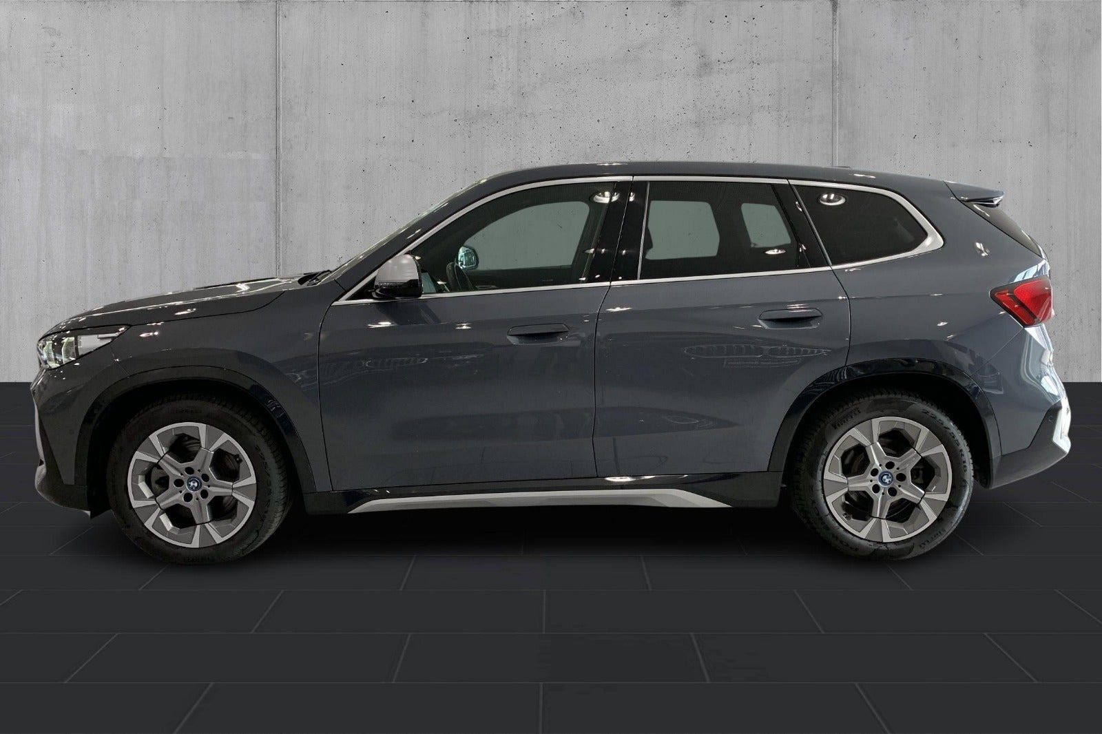 undefined BMW iX1 fra 2023