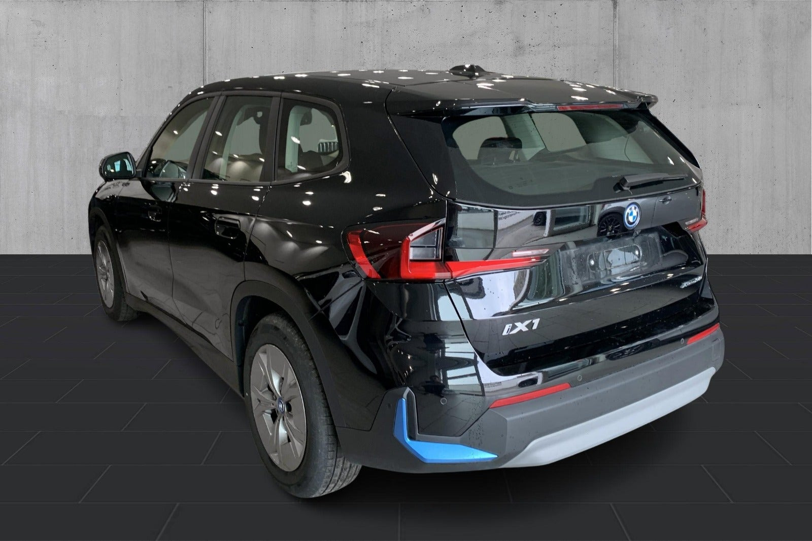 undefined BMW iX1 fra 2023