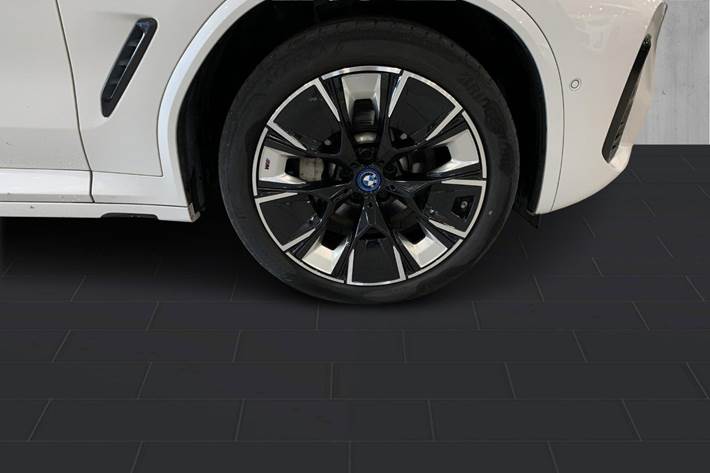 undefined BMW iX3 fra 2022