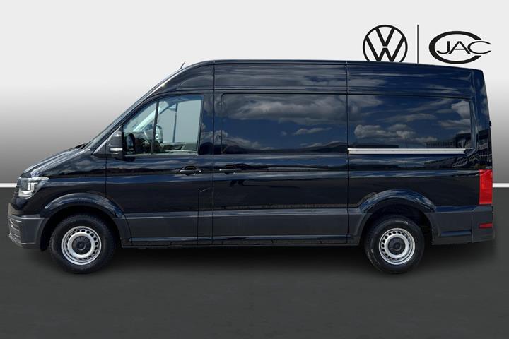 Sort VW Crafter 35 fra 2021