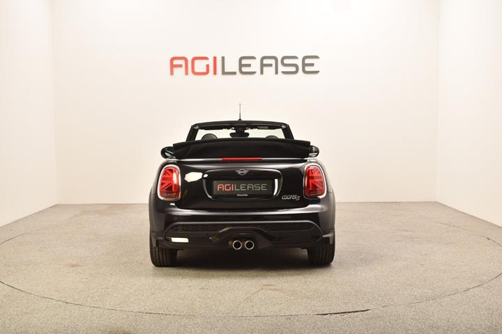 Sort Mini Cooper S fra 2022
