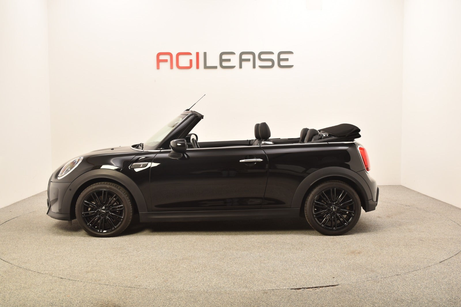 Sort Mini Cooper S fra 2022