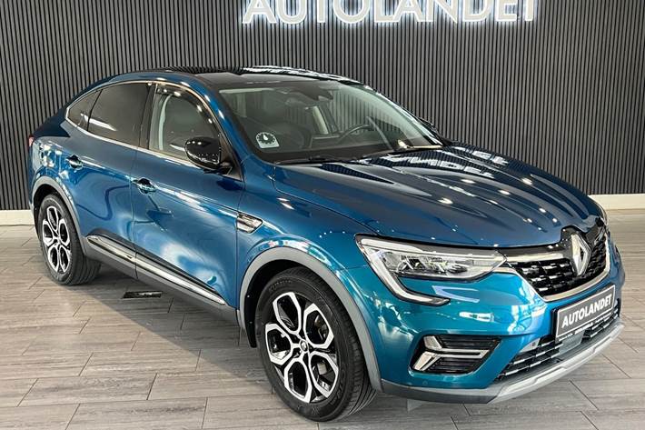 Blå Renault Arkana fra 2021
