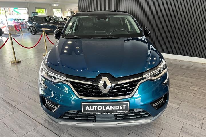 Blå Renault Arkana fra 2021
