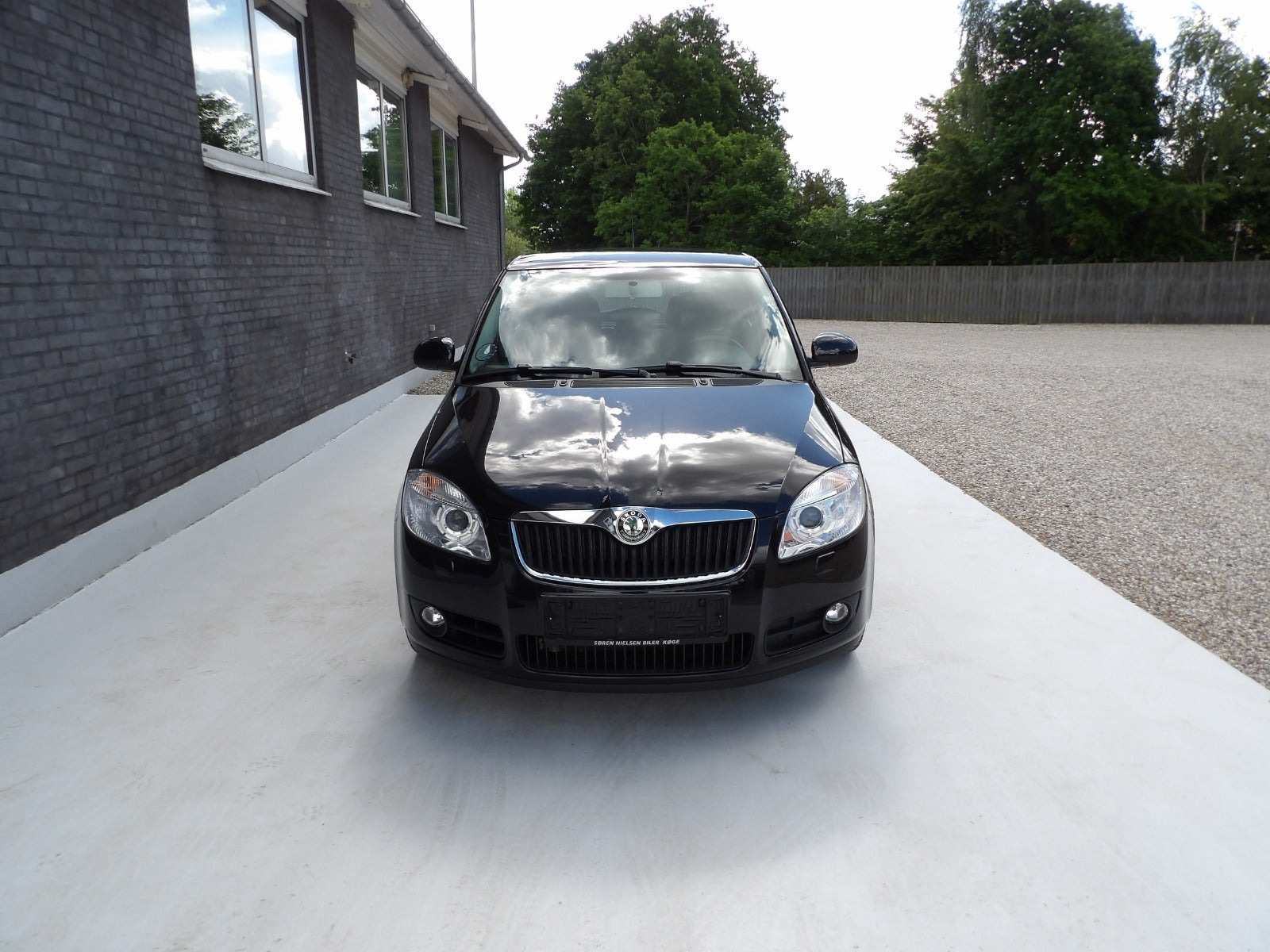 Sort Skoda Fabia fra 2007