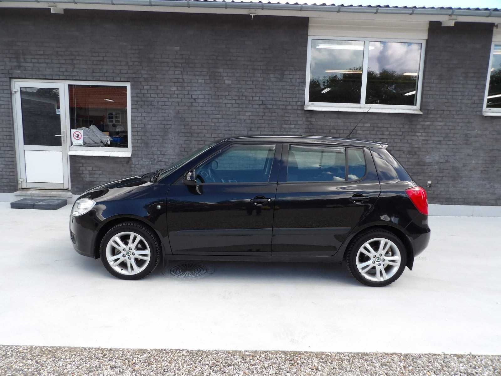 Sort Skoda Fabia fra 2007