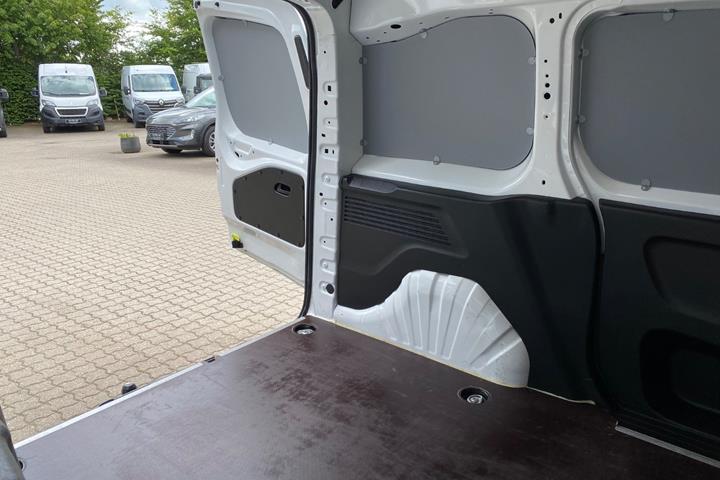 Hvid Opel Combo fra 2022