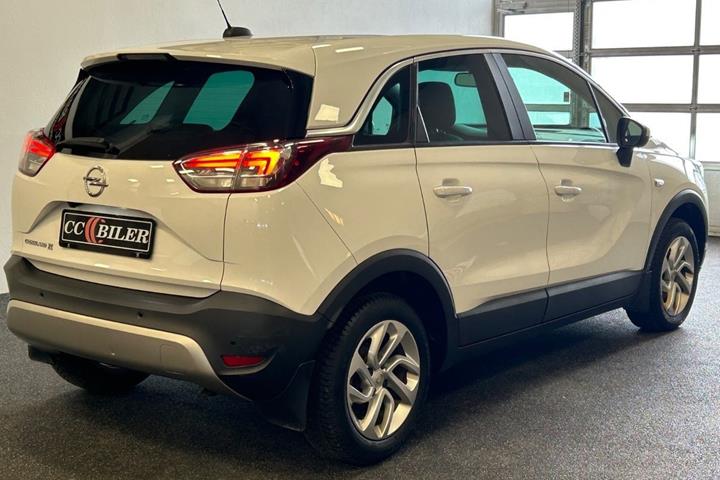 Hvid Opel Crossland X fra 2018