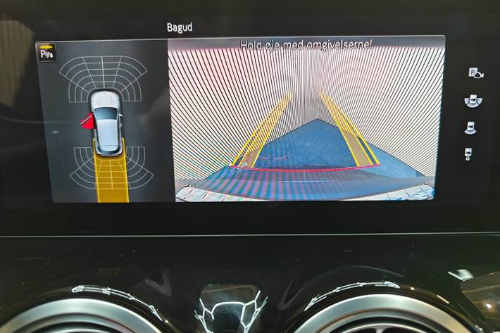 Sort Mercedes EQA250 fra 2022