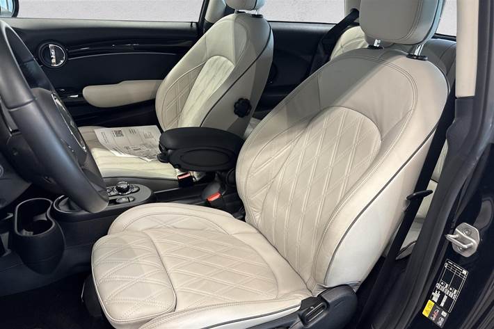 Sort Mini Cooper fra 2023