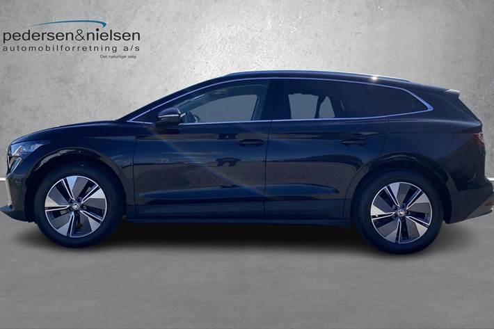 Sort Skoda Enyaq fra 2022
