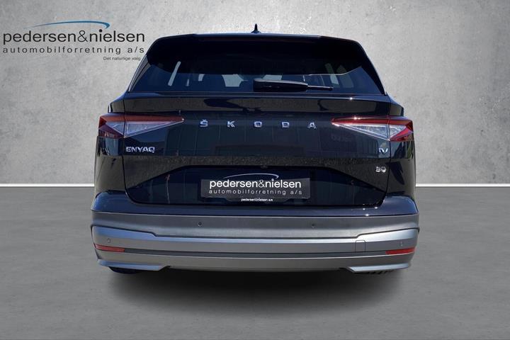 Sort Skoda Enyaq fra 2022
