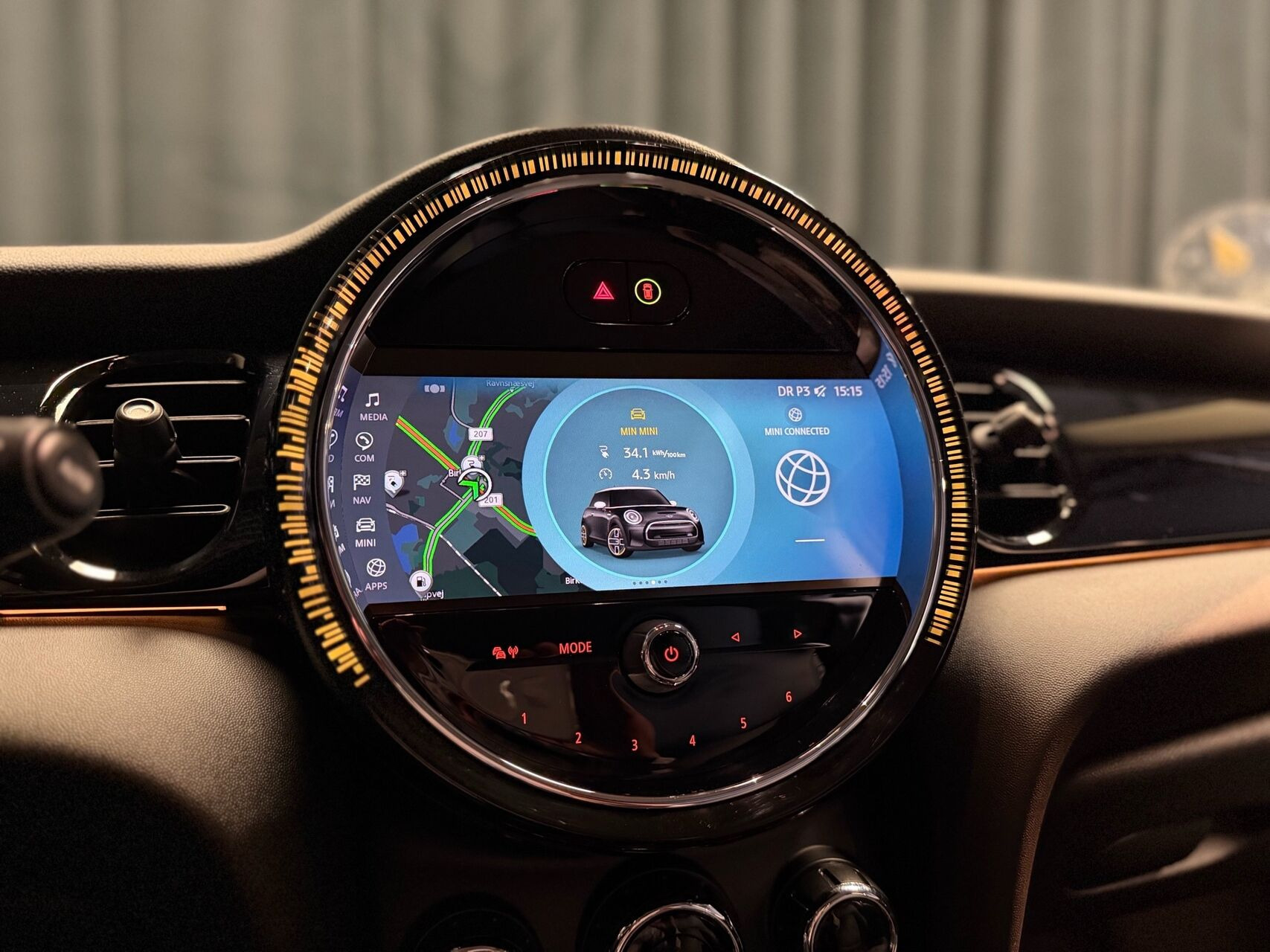 Blå Mini Cooper fra 2022