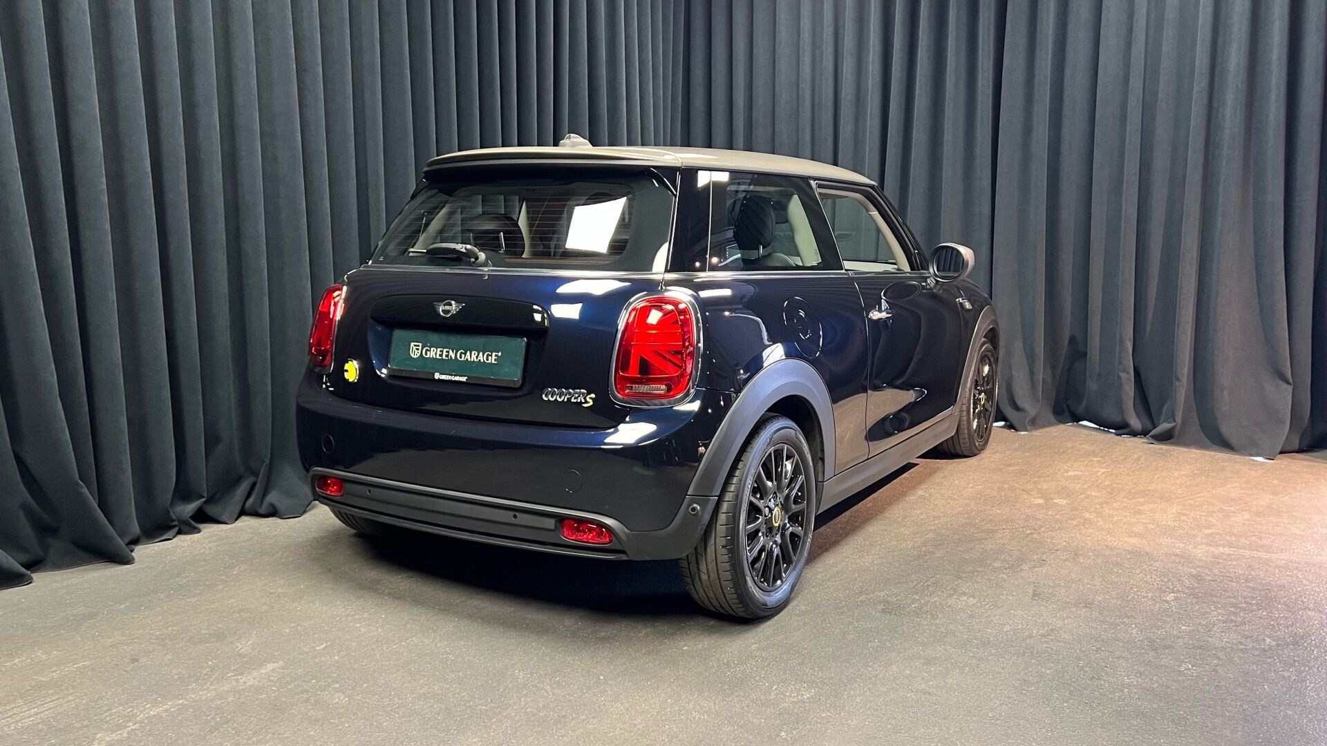 Sort Mini Cooper fra 2022