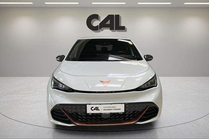 Hvid Cupra Born fra 2025
