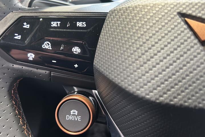 Hvid Cupra Born fra 2025