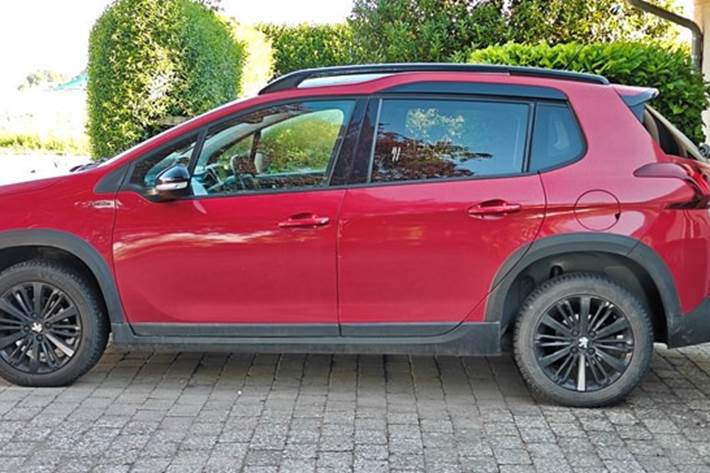 undefined Peugeot 2008 fra 2018