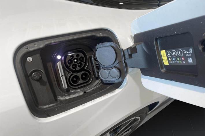 Hvid BMW i4 fra 2025