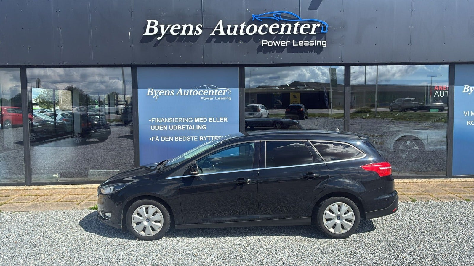 Sort Ford Focus fra 2017