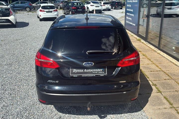 Sort Ford Focus fra 2017