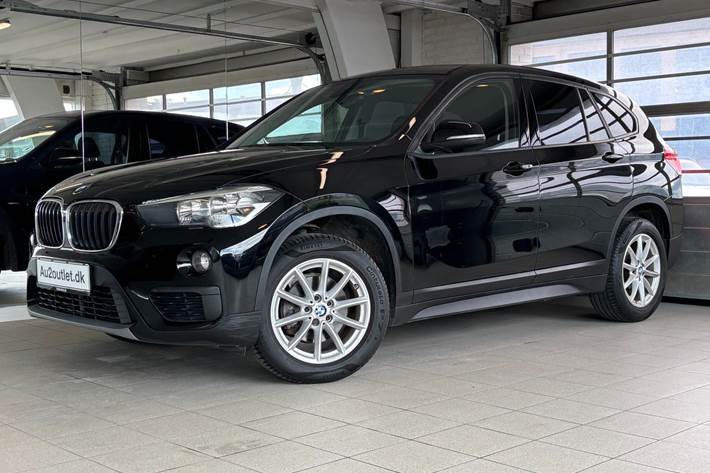 Sort BMW X1 fra 2018