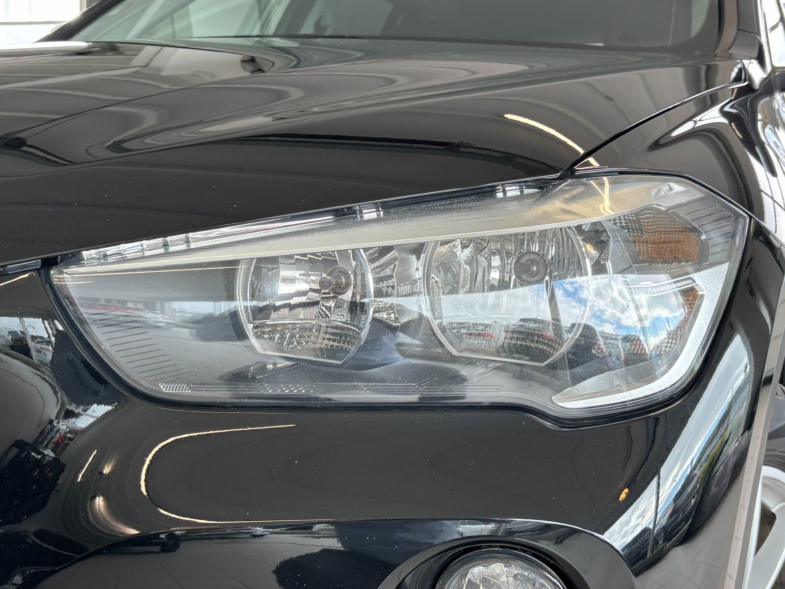 Sort BMW X1 fra 2018